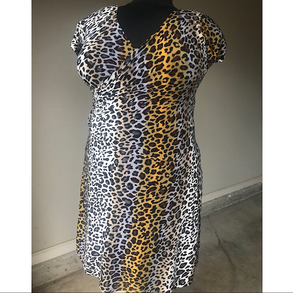 Multicolored leopard print dress.